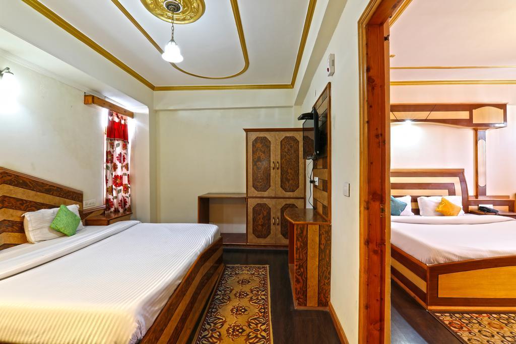 Hotel Prini Inn Manāli Buitenkant foto